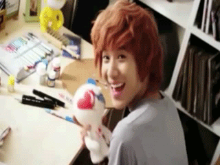 Tae-Min-hello.gif image by perksofbeingjackie